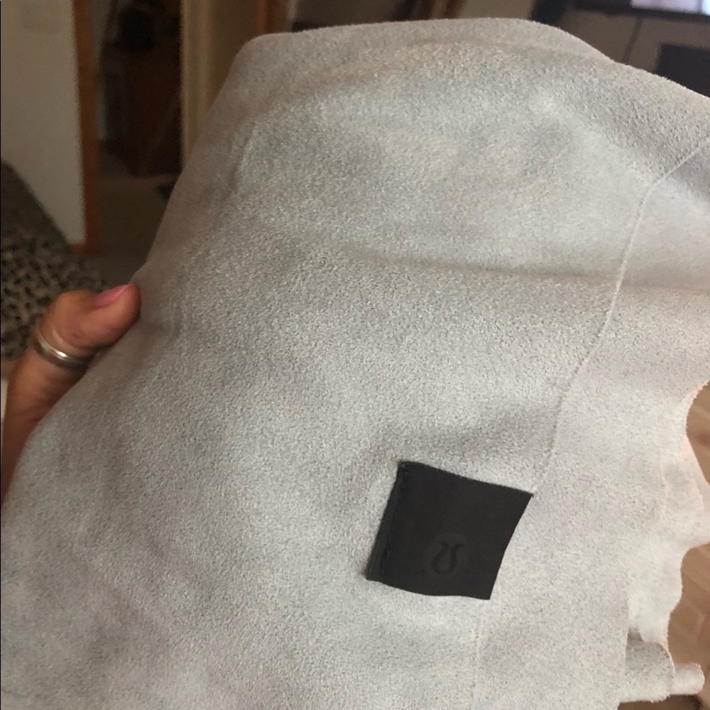 ✨ lululemon The Towel 💙